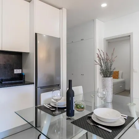 Delightful Bombarda By Unique Hosts Apartment